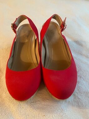Vionic Red Espadrille Slingback Wedged